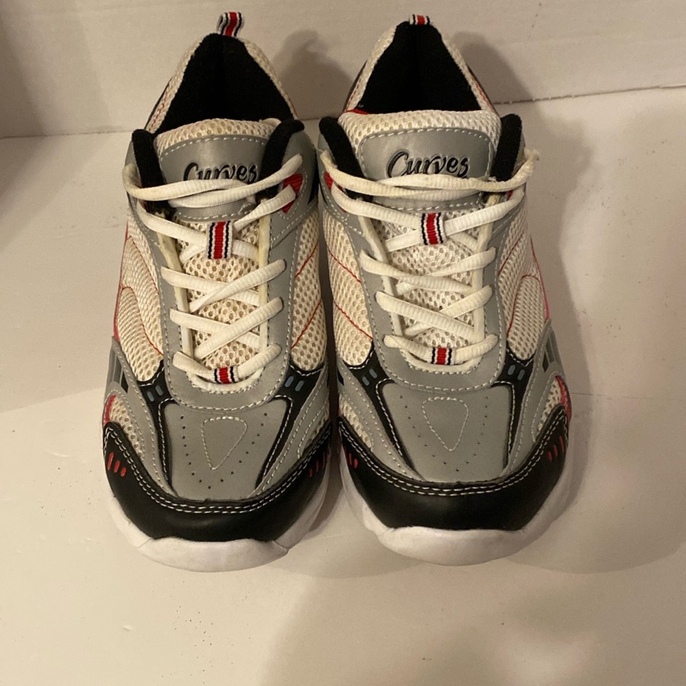 Curves Women’s Running Shoes Size 7